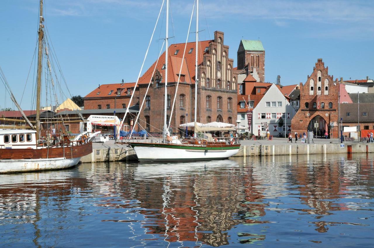 Hotel Am Alten Hafen Wismar Luaran gambar